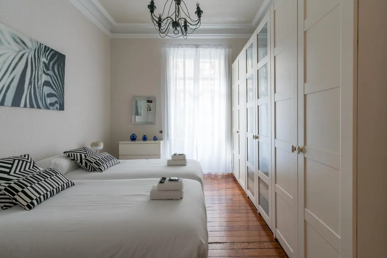 Amama Apartment By People Rentals Bilbao Spain